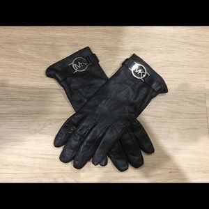 Michael Kors Black Leather Gloves